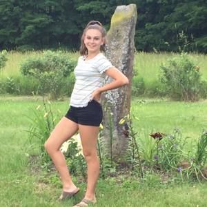 Meet your Posher, Leah